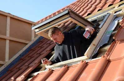 Pose de fenêtres de toit Velux à Giroux